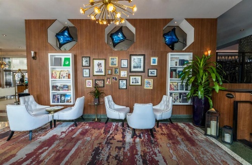 Hotel Croydon image 11