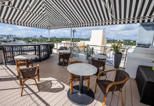 Hotel Croydon image 26